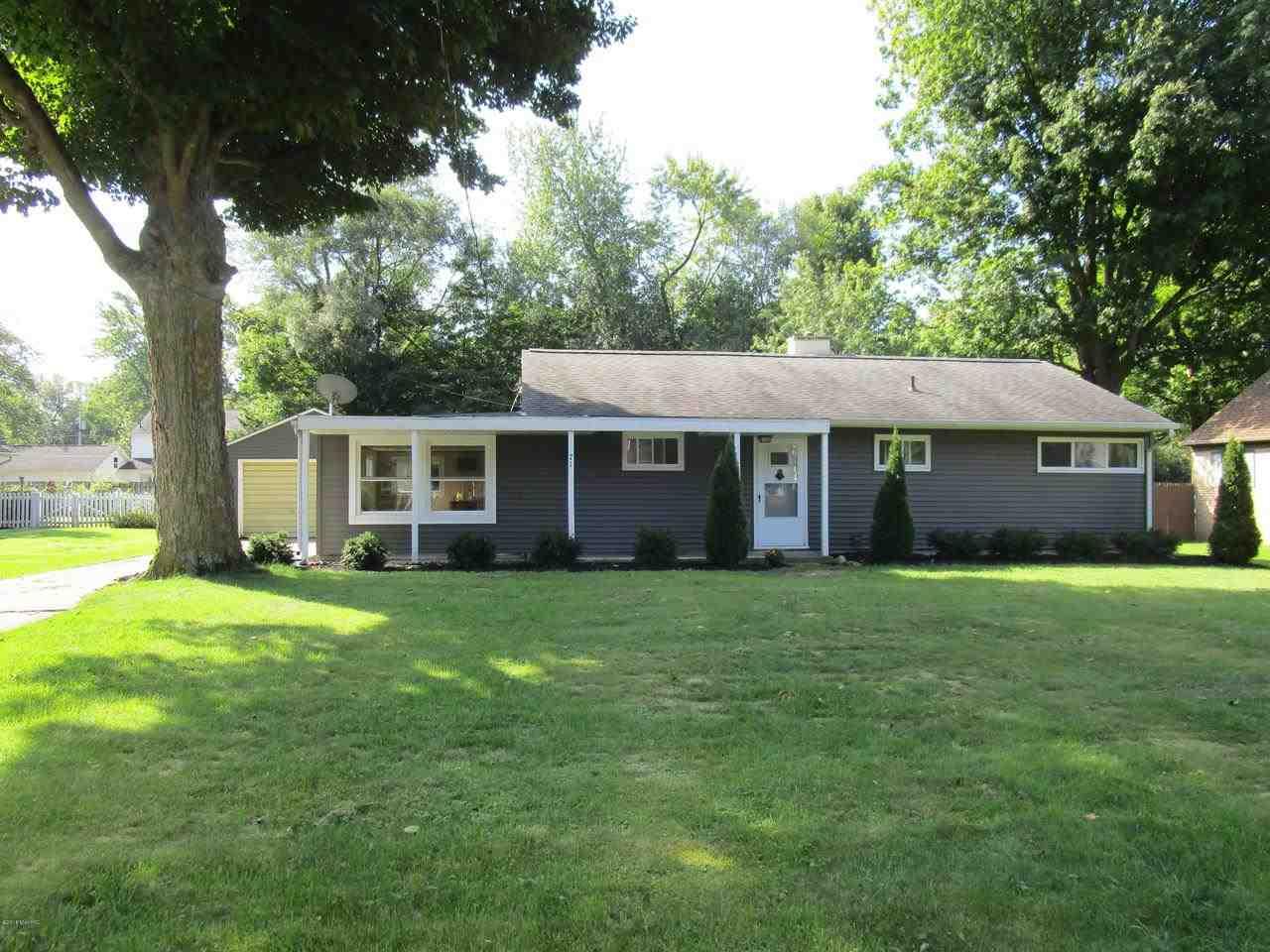 71 Maple Ln - Photo 1