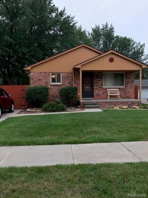23550 Glenbrook - Photo 1
