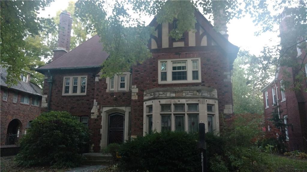 19320 Berkeley Rd - Photo 1