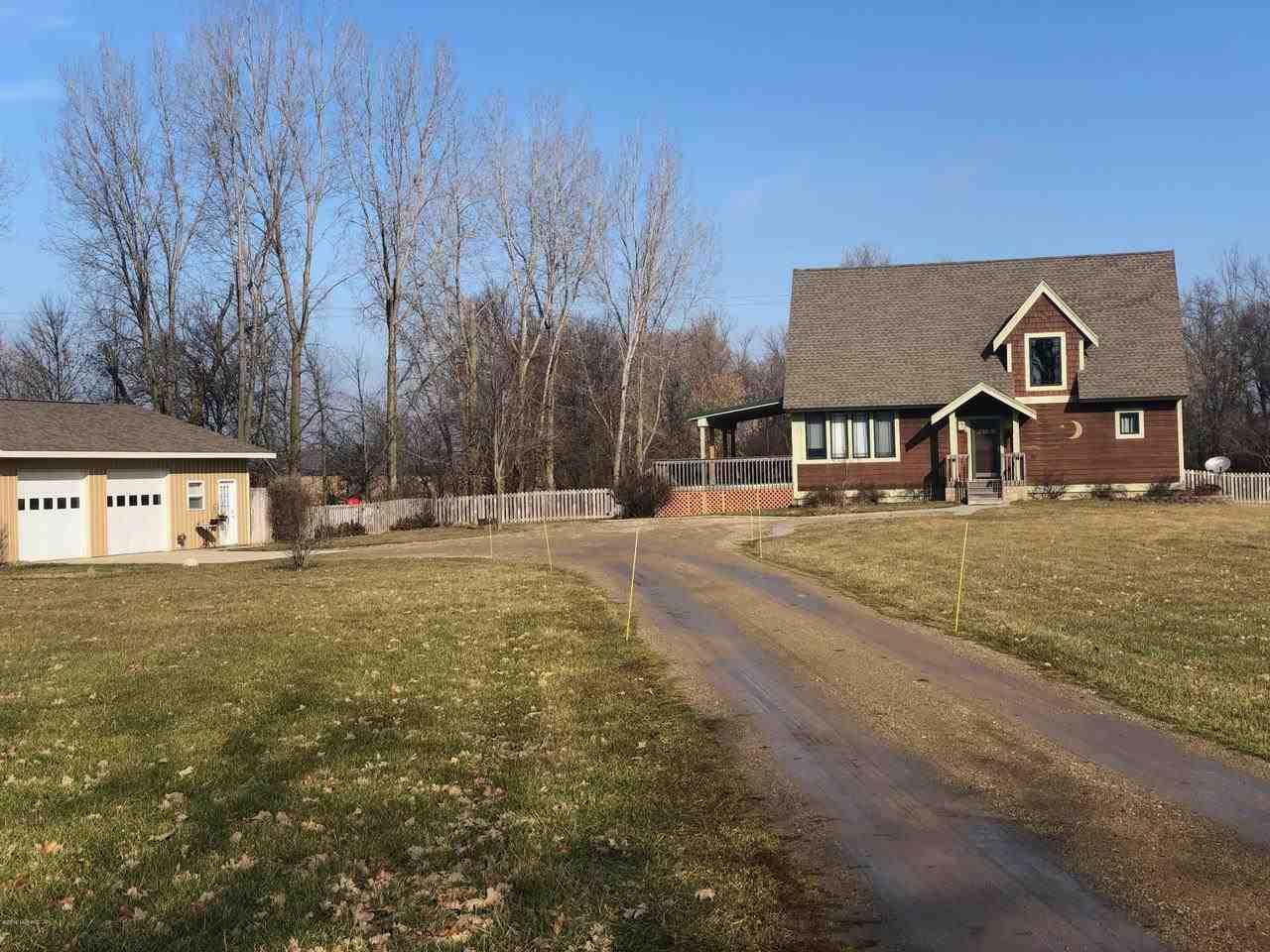 3310 Lilac Rd - Photo 1