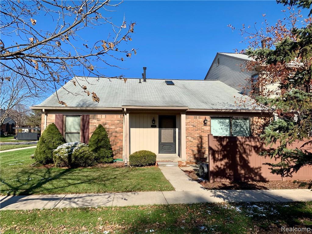 41297 Southwind Dr - Photo 1