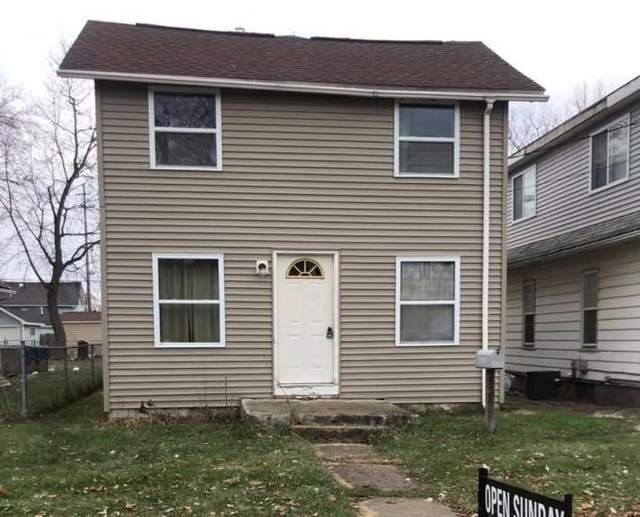 619 Woodlawn - Photo 1