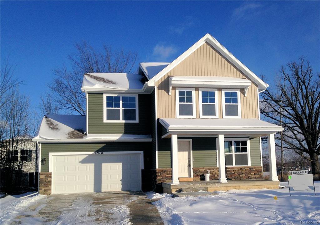 1703 Bainsbridge - Photo 1
