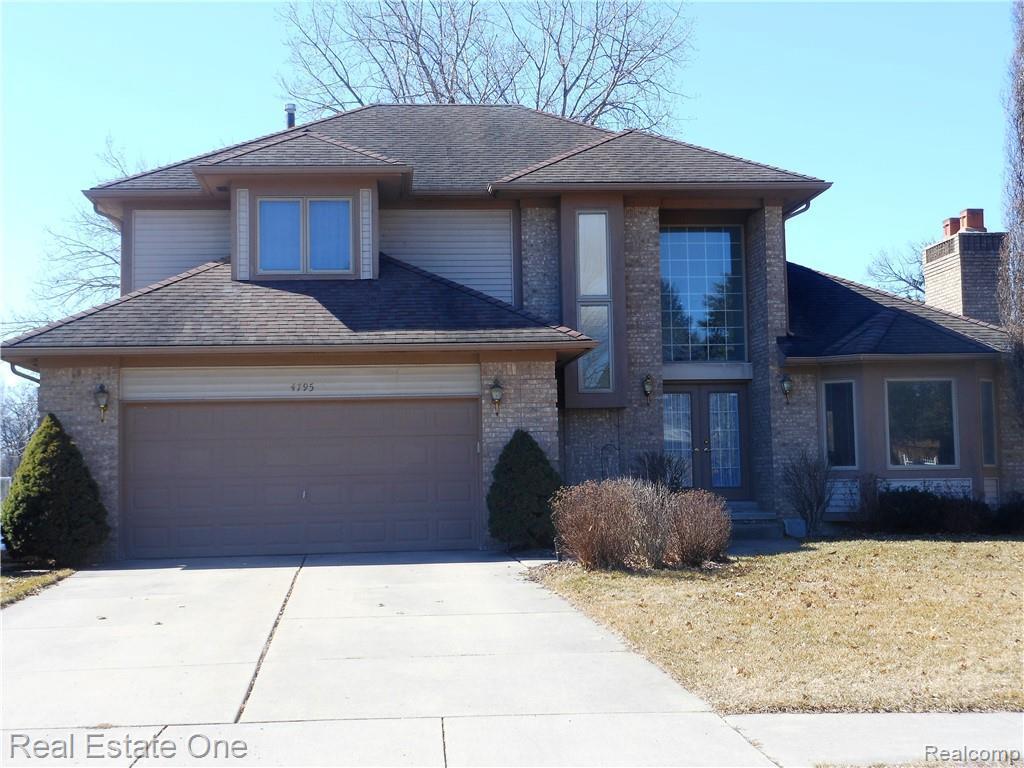 4795 Shoreline Blvd - Photo 1