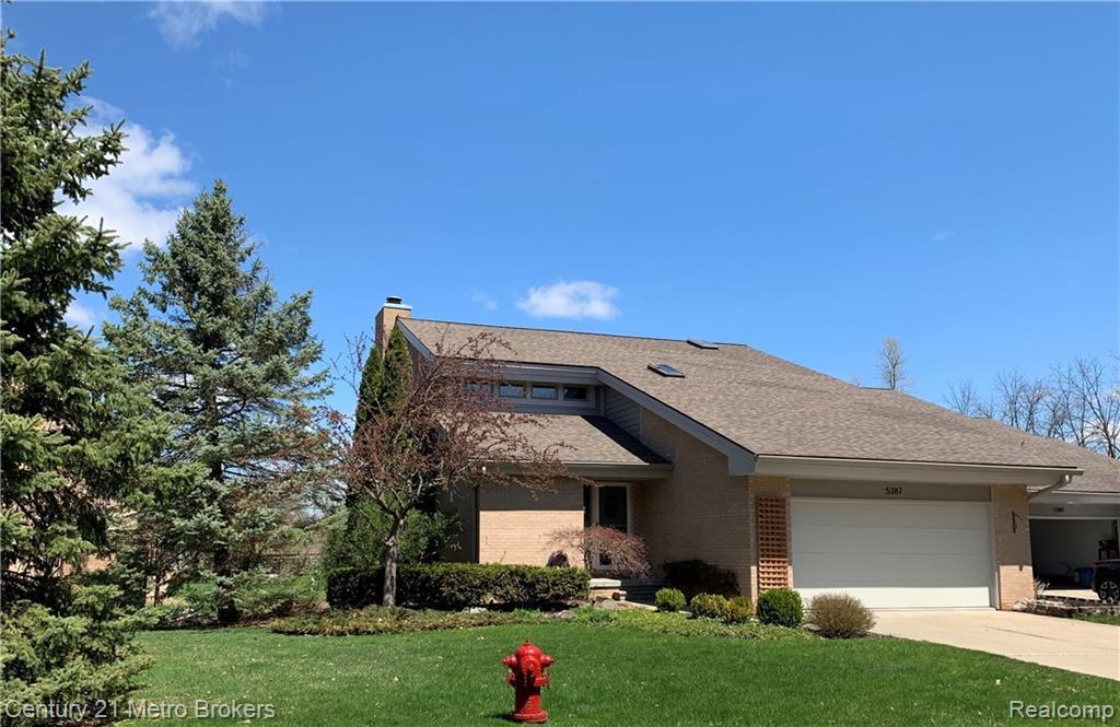 5387 Warwick Trl - Photo 1