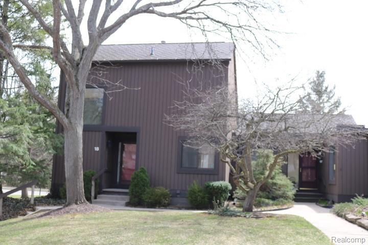 18 Northwick Crt - Photo 1