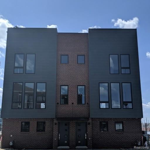 1507 W. Fisher - Photo 1