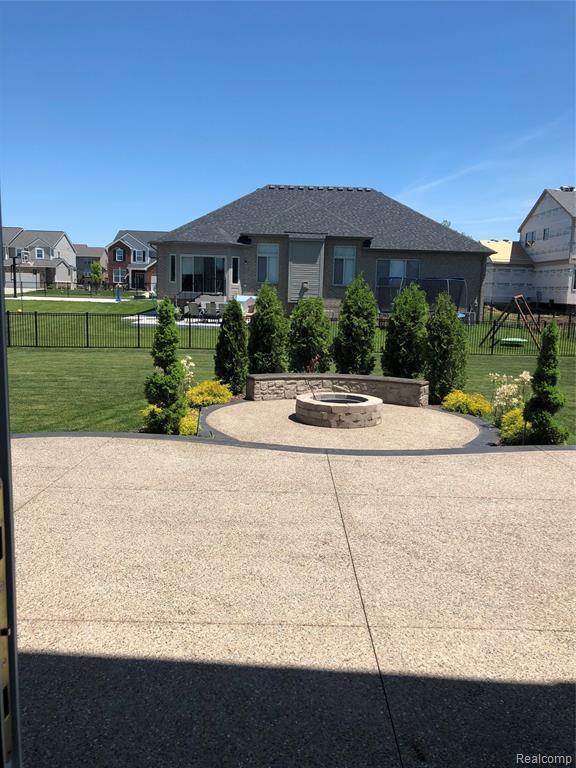 49340 Percheron Dr - Photo 1