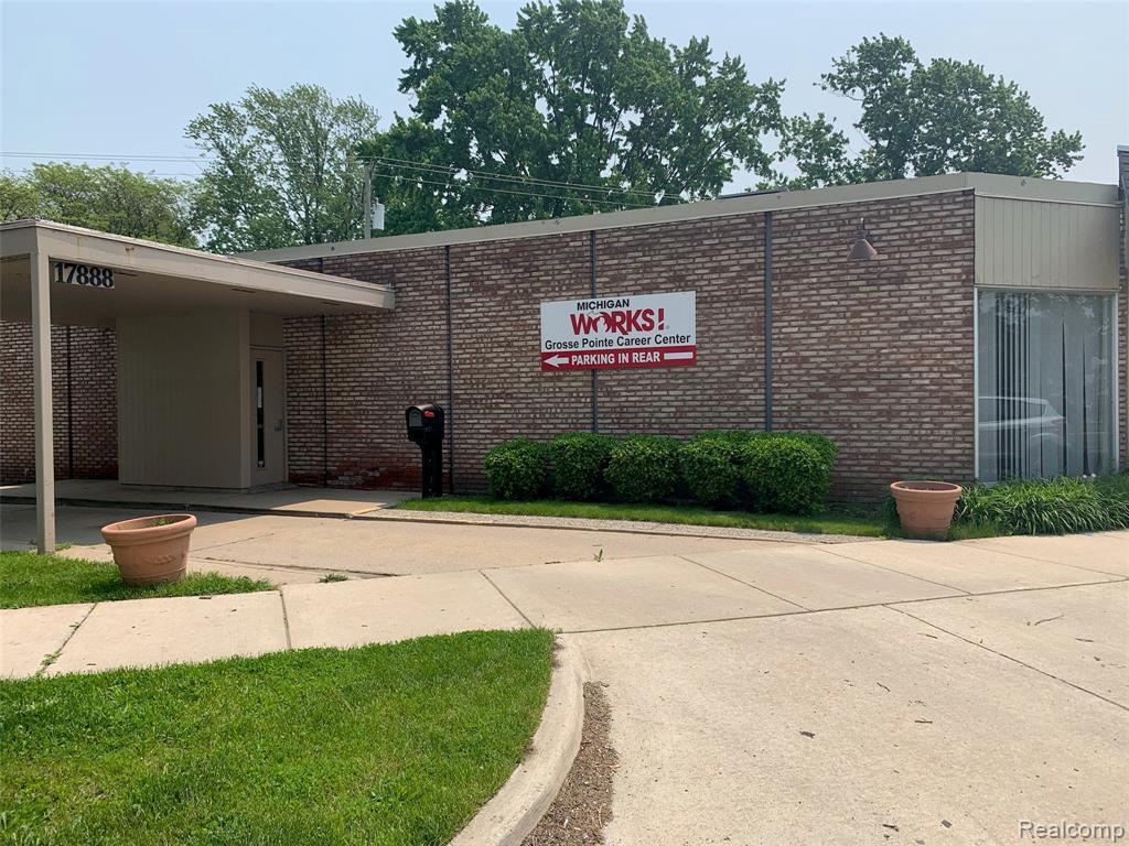 17888 Mack Ave - Photo 1