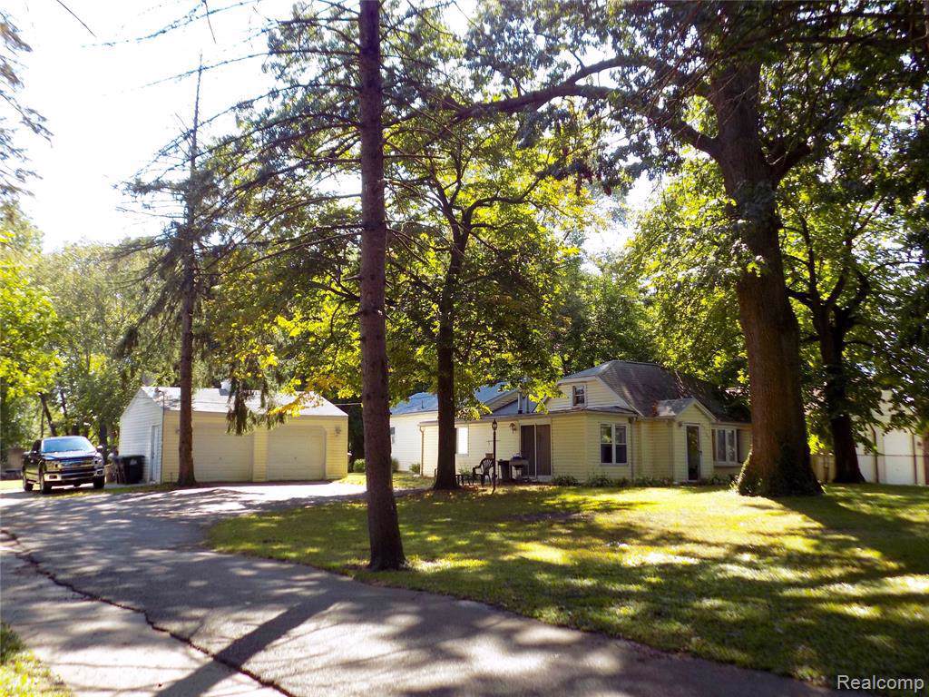 23705 Mary St - Photo 1