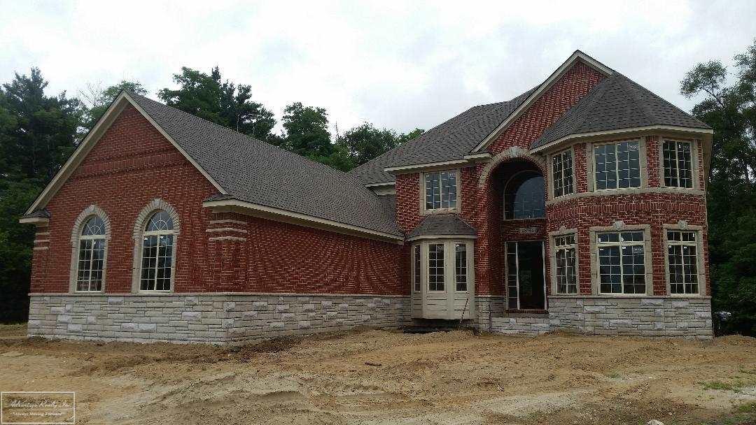 48744 Jamie Circle - Photo 1