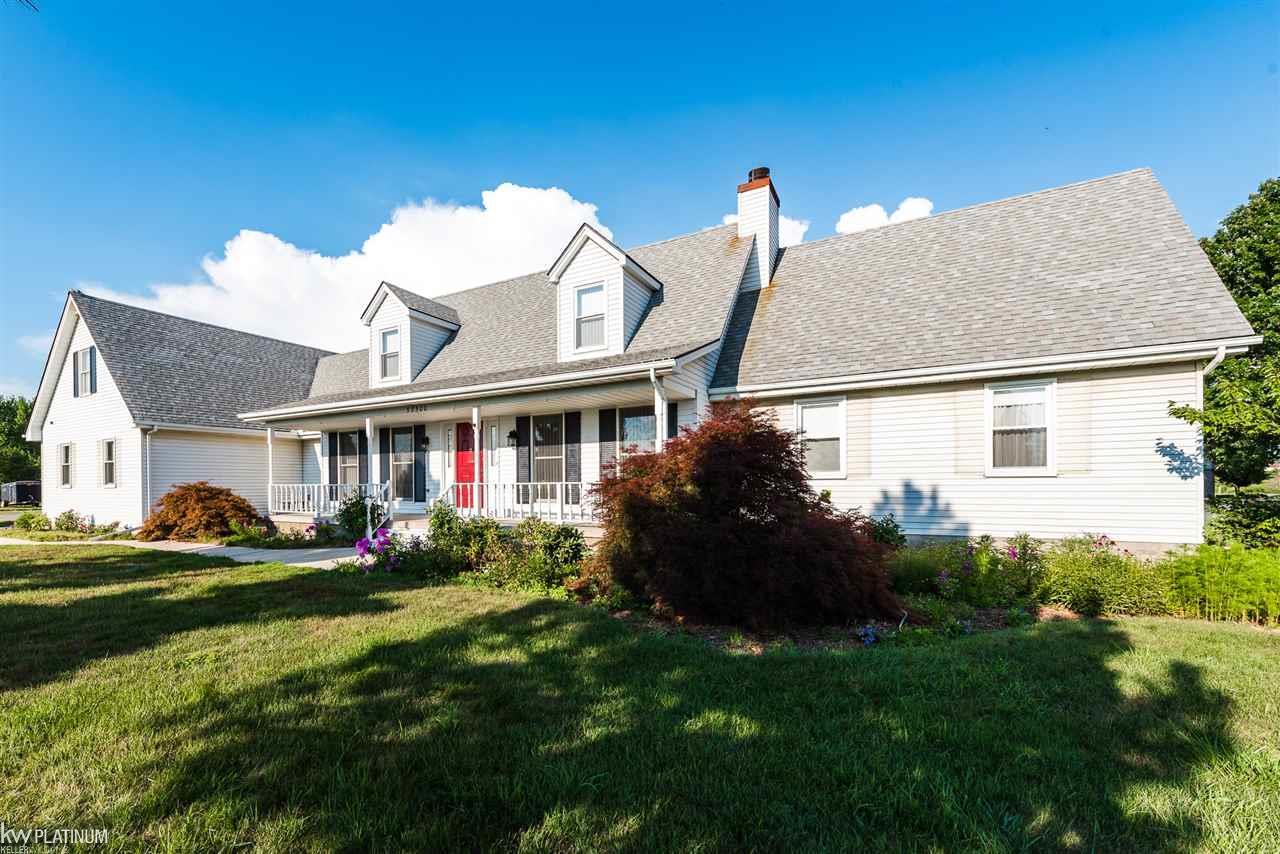 53500 Foster - Photo 1