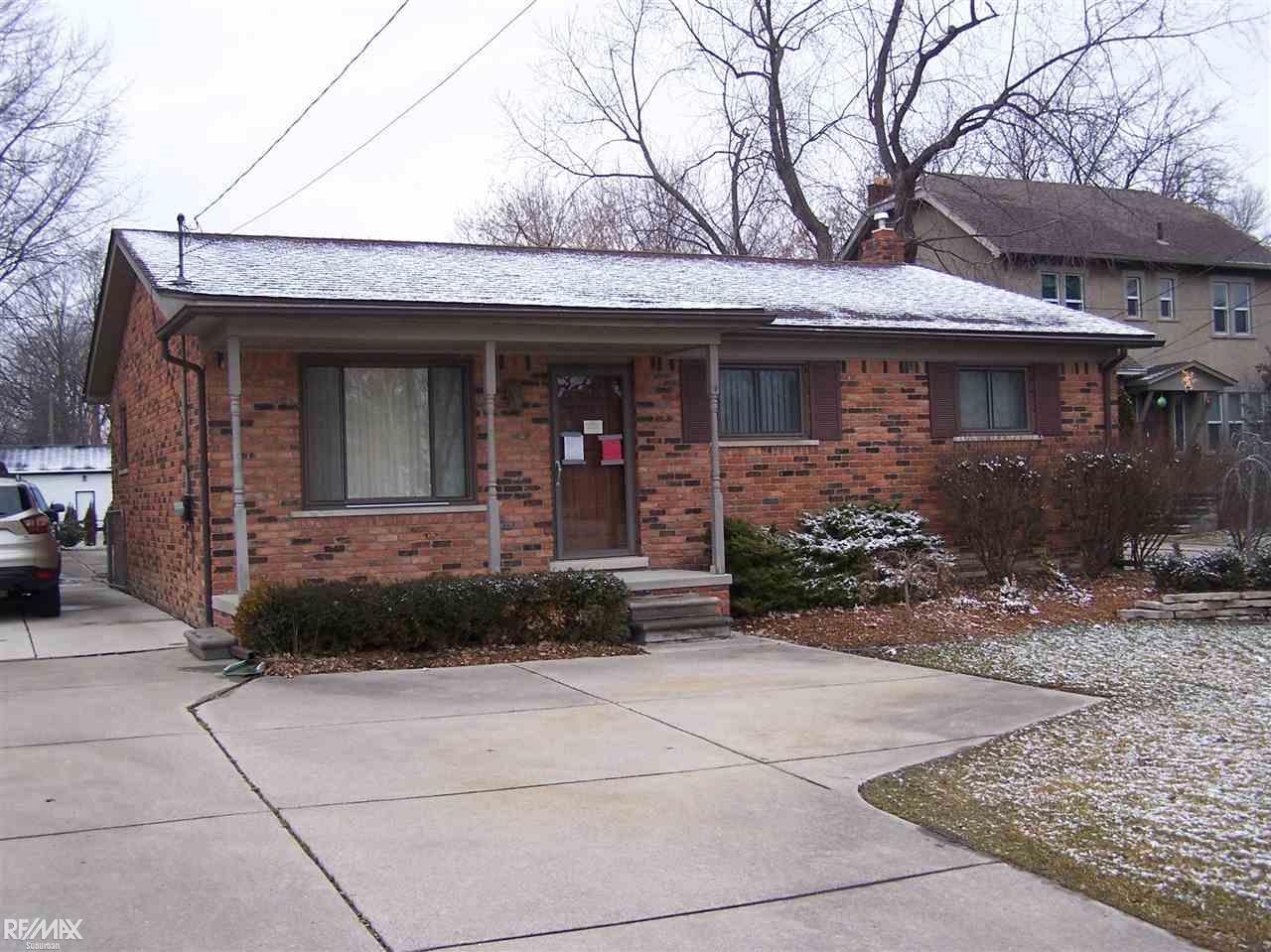 33915 Jefferson Ave - Photo 1