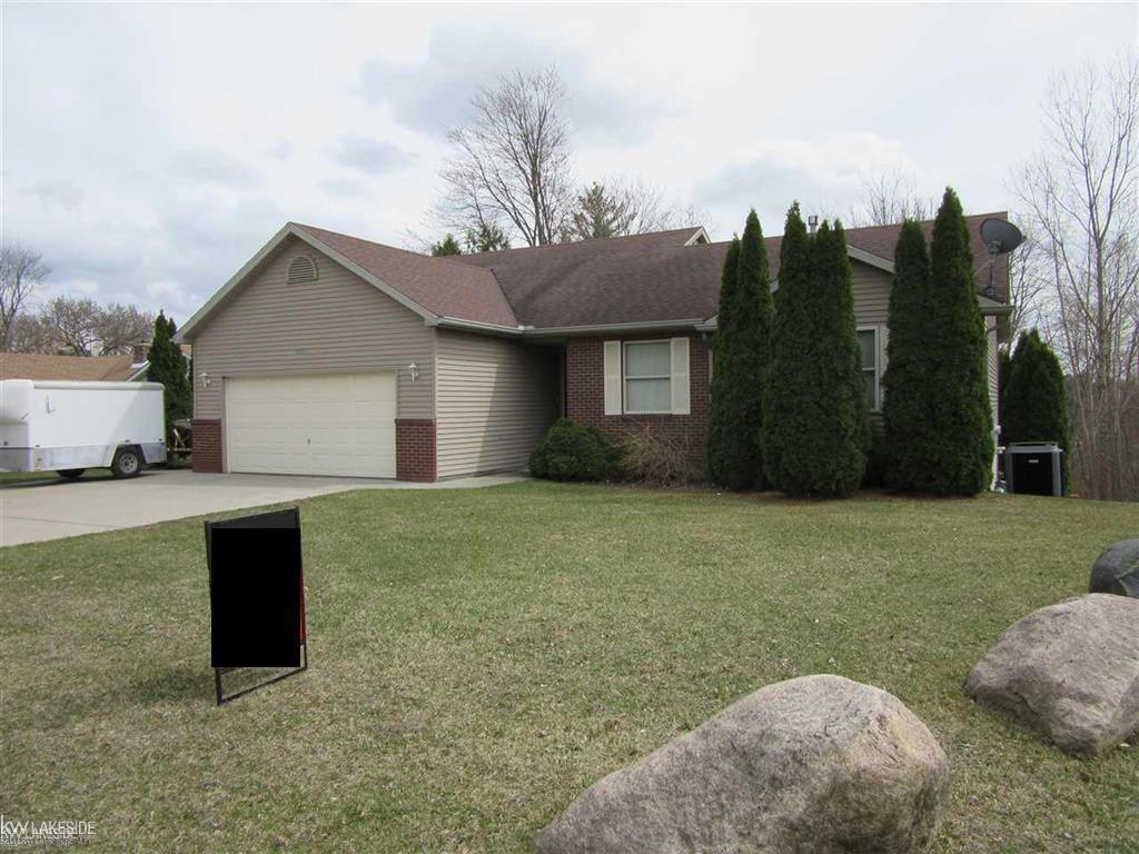 3495 North River Road - Photo 1