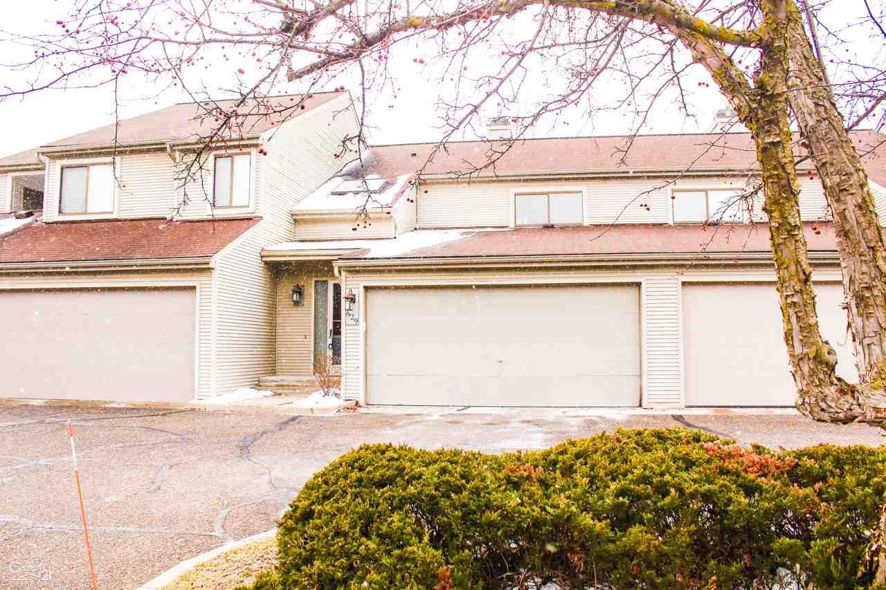 629 Ashley Cir - Photo 1