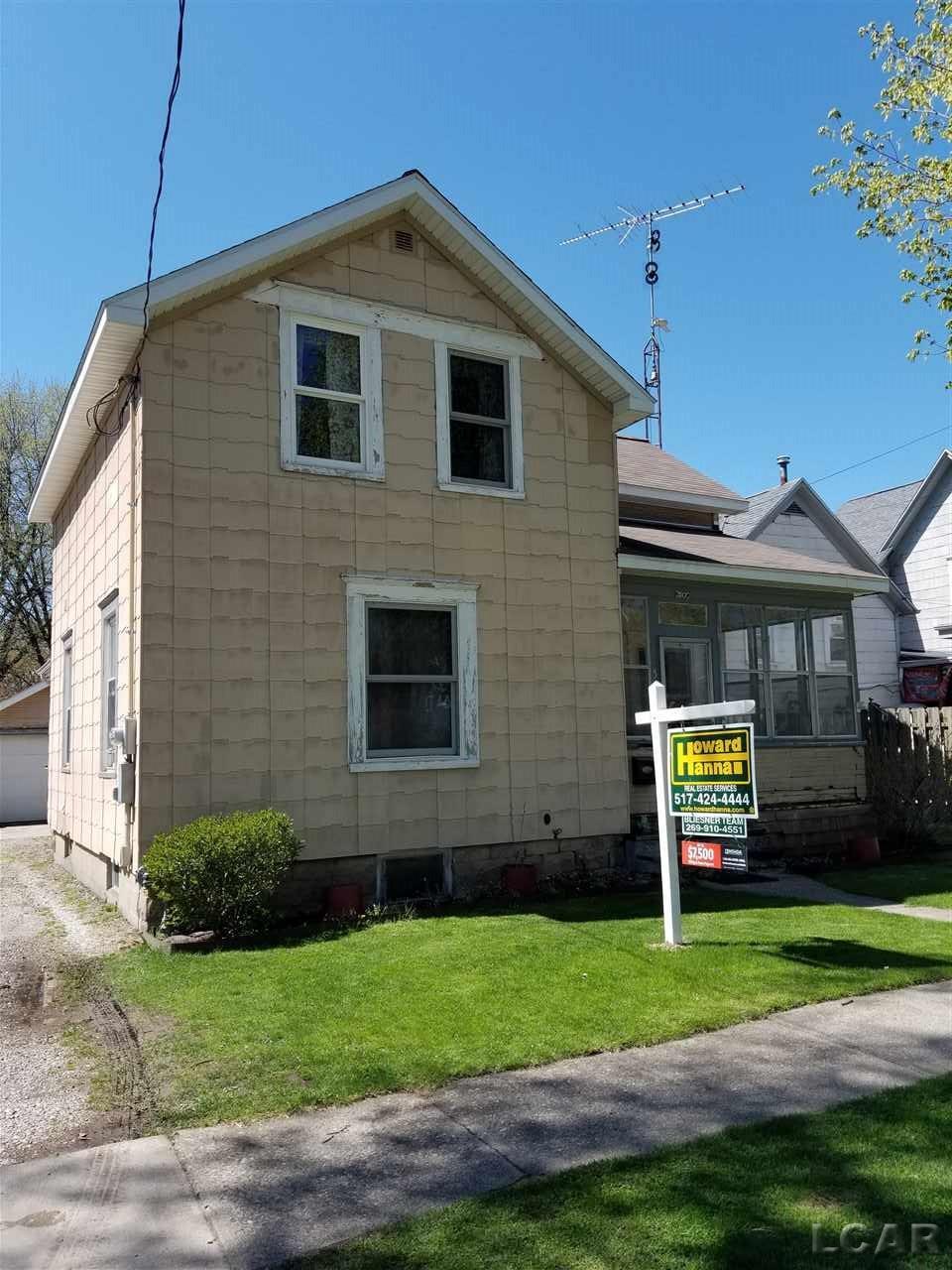 517 Comstock Street - Photo 1