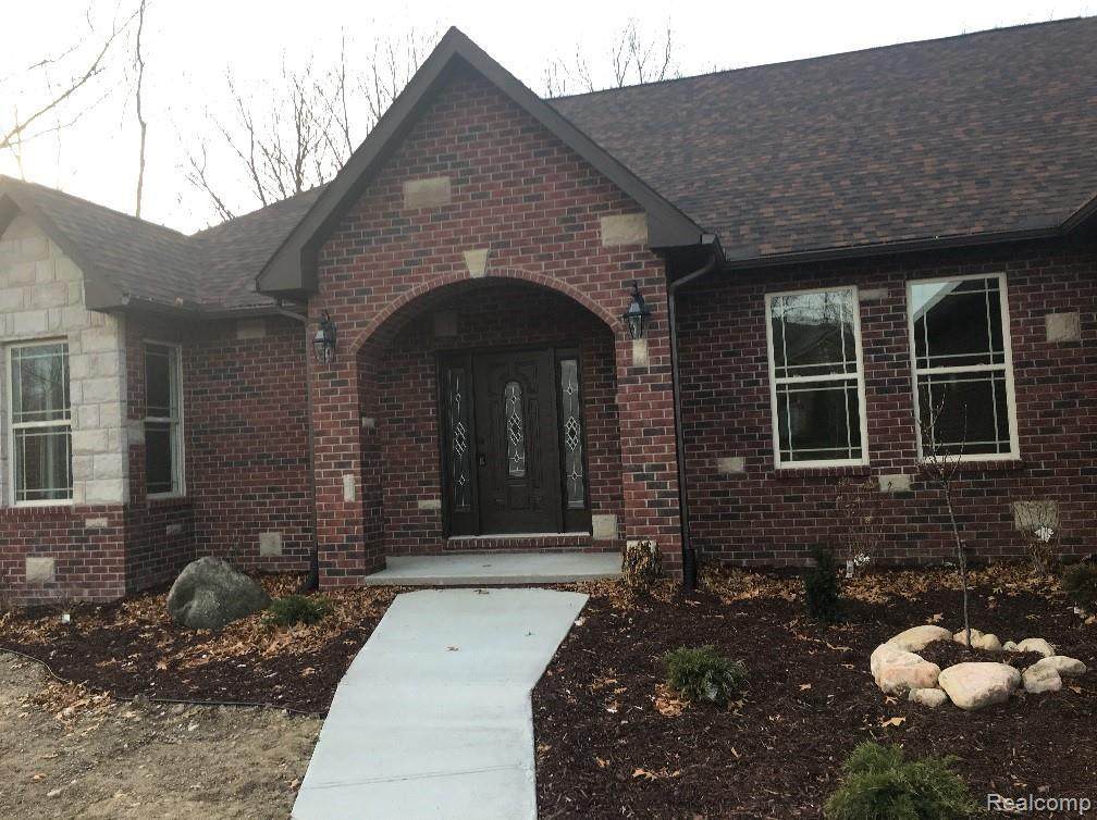 3190 Beach Lake Dr E - Photo 1