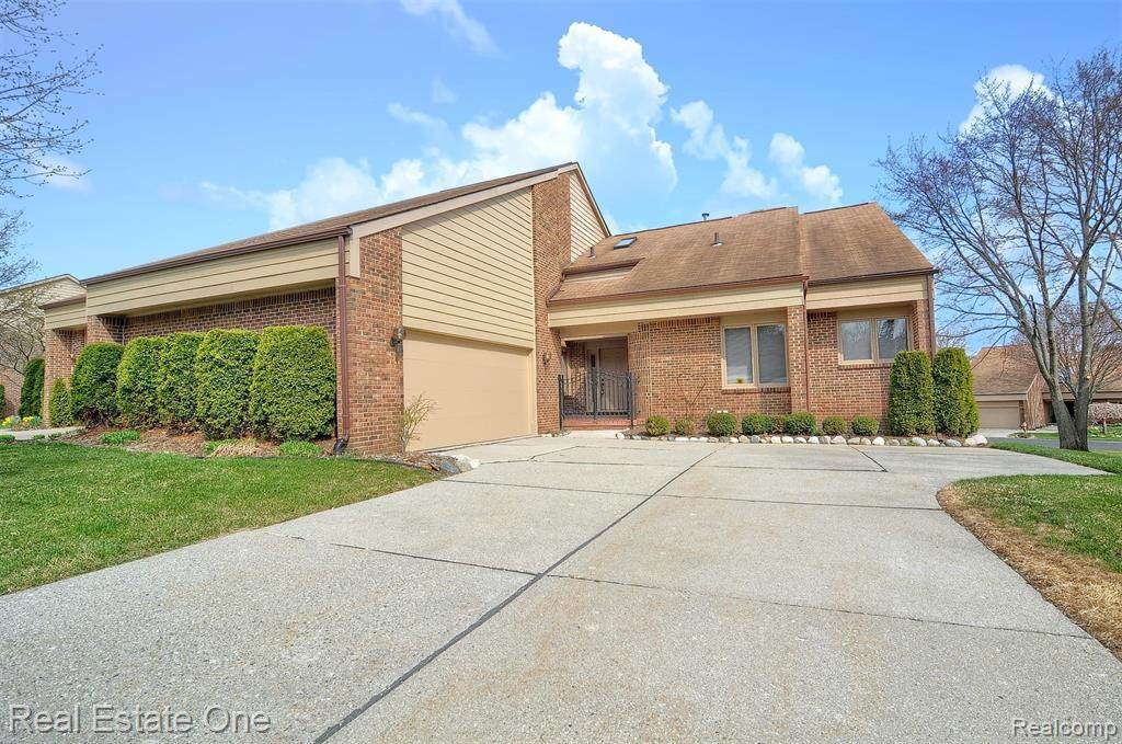 29741 Deer Run - Photo 1
