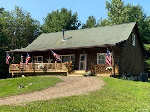 5379 Summers Rd - Photo 1