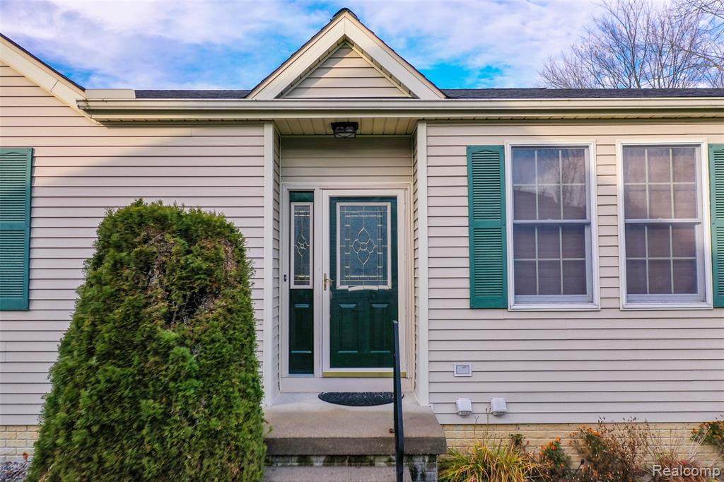 4138 Grandview - Photo 1