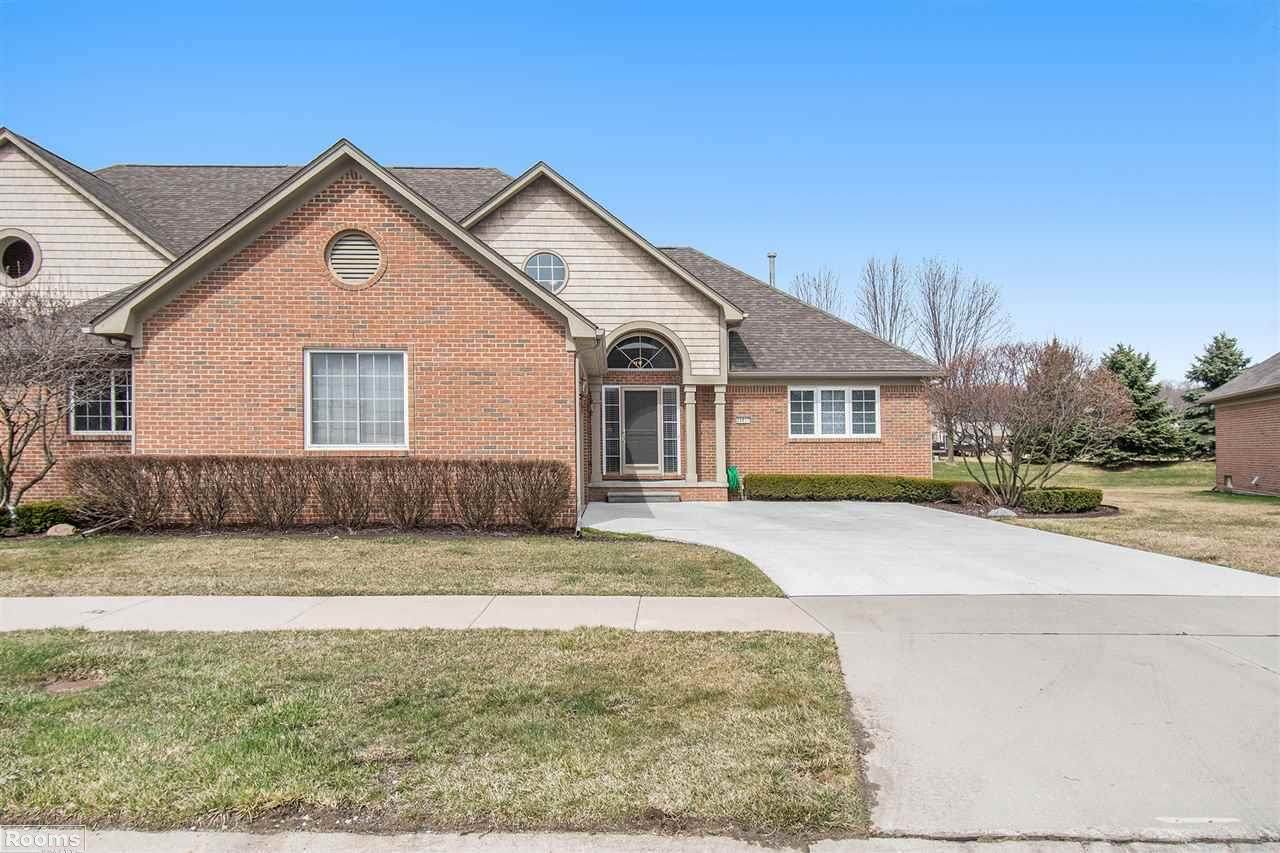 33827 Au Sable Dr - Photo 1