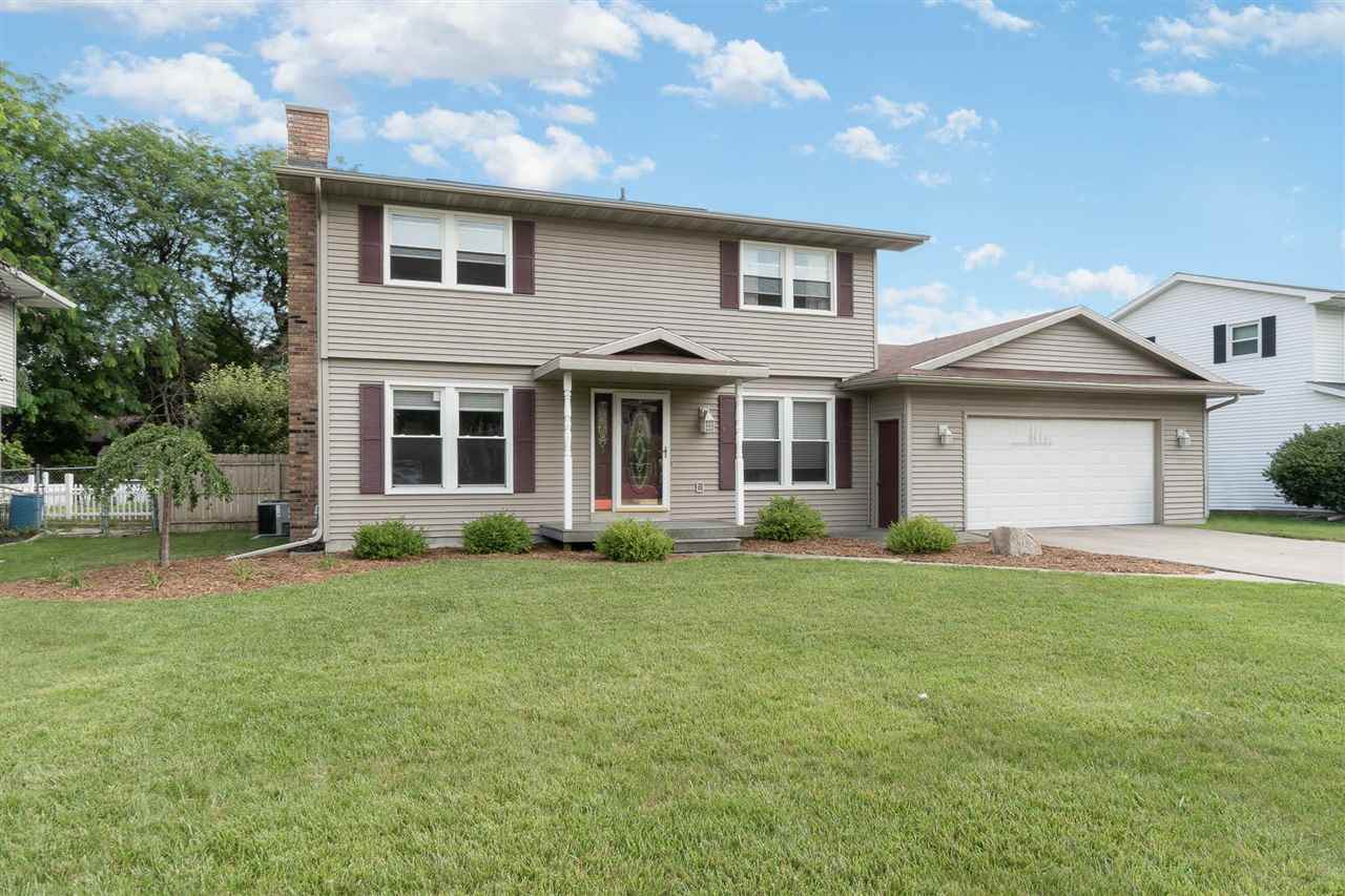 3018 Melrose - Photo 1