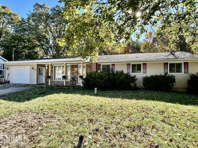 228 Indian - Photo 1