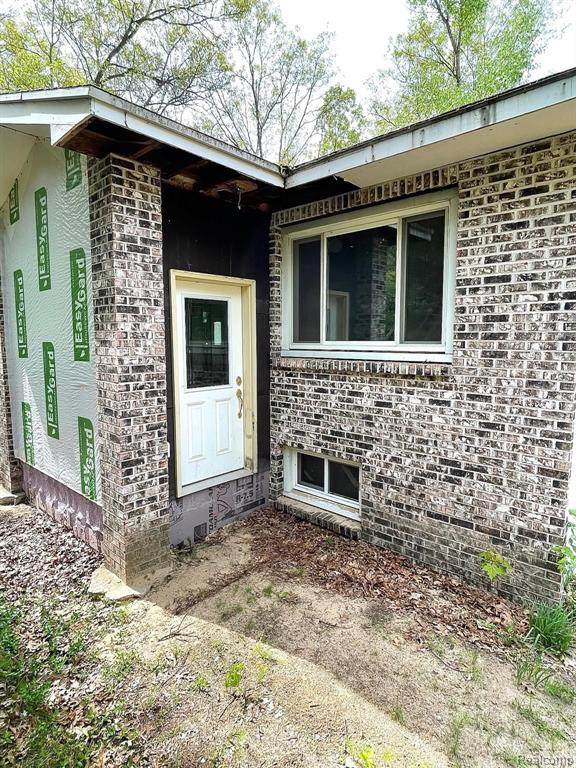 8945 Vergennes - Photo 1