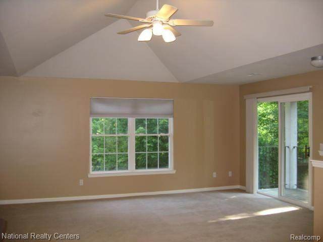 2806 Cottonwood - Photo 1