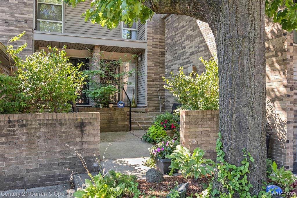 2013 Thornhill Pl - Photo 1
