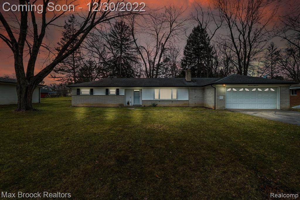 5781 Wright - Photo 1