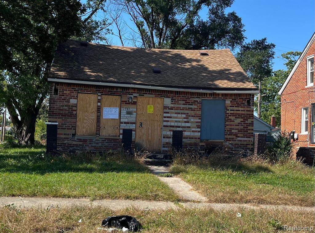 20401 Washburn - Photo 1