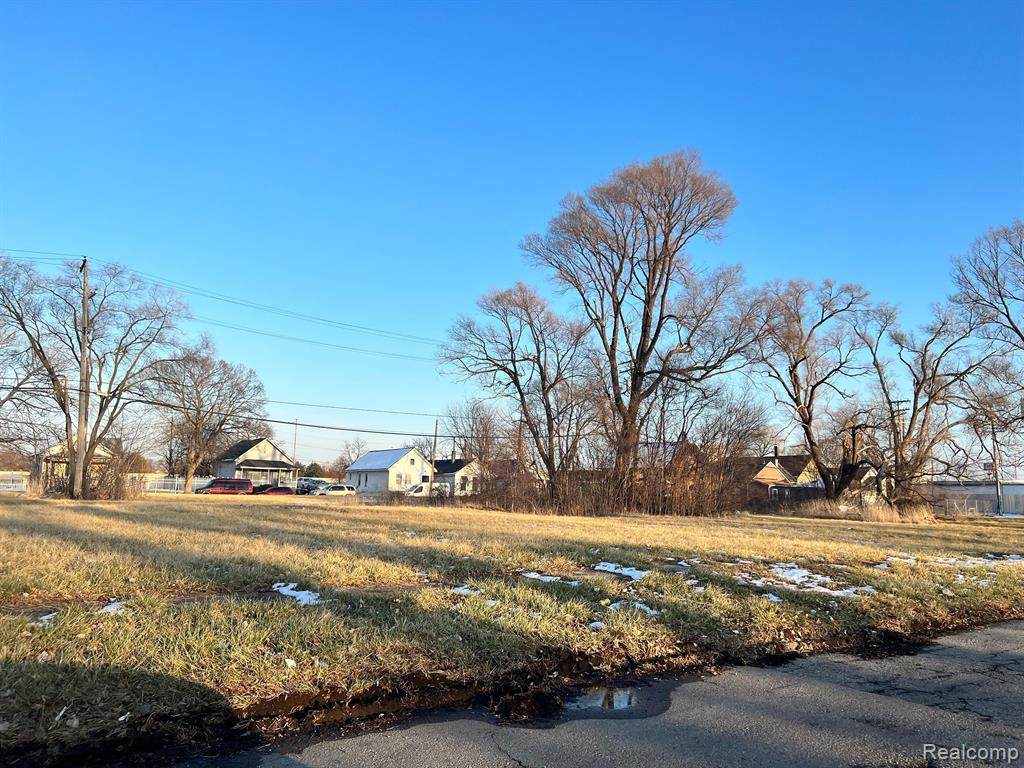 2876 Tillman - Photo 1