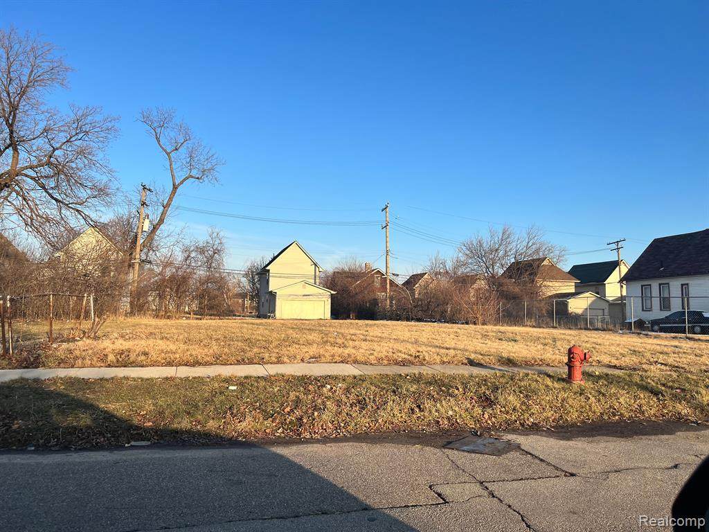 3560 16TH - Photo 1
