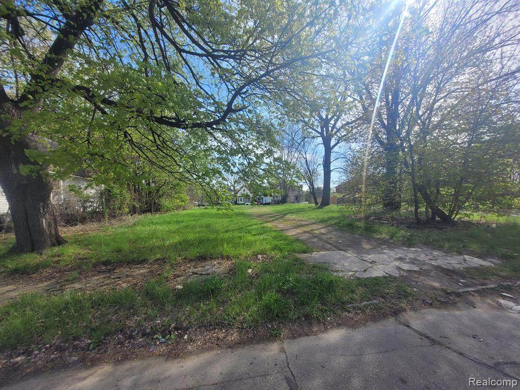 3432 Beals - Photo 1