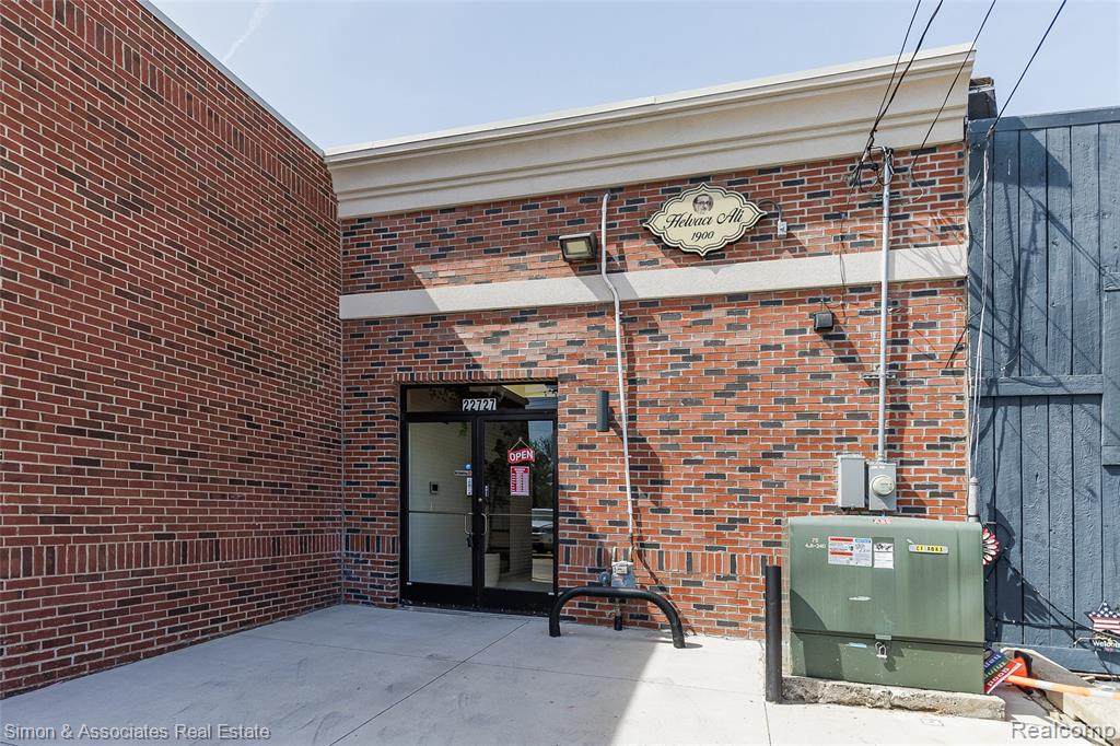 22727 Michigan - Photo 1