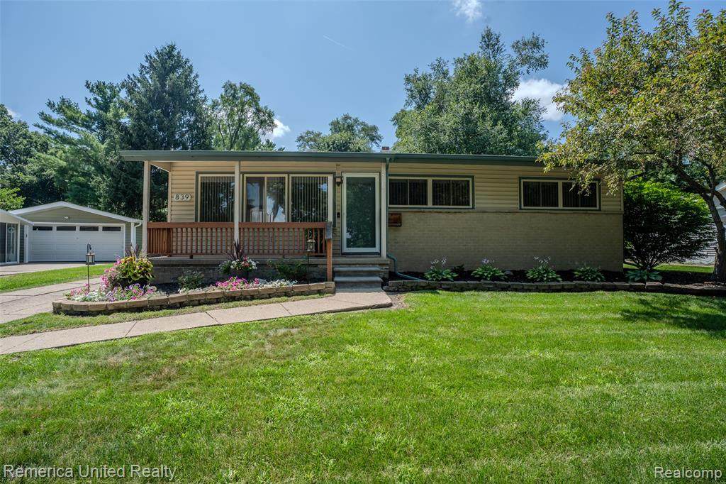 839 Sweetbriar - Photo 1
