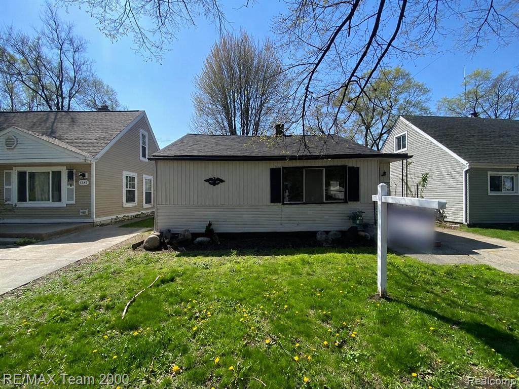 1236 Evelyn - Photo 1