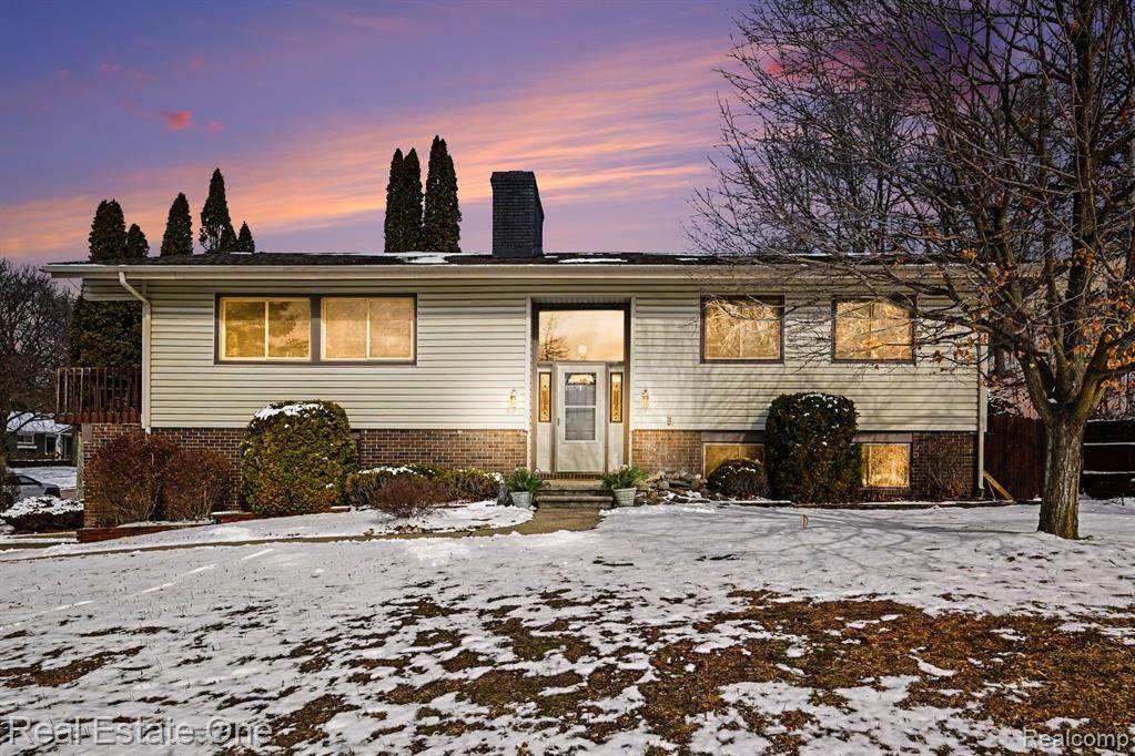 310 Bennett - Photo 1