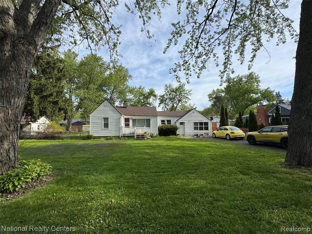 6376 Lanman - Photo 1