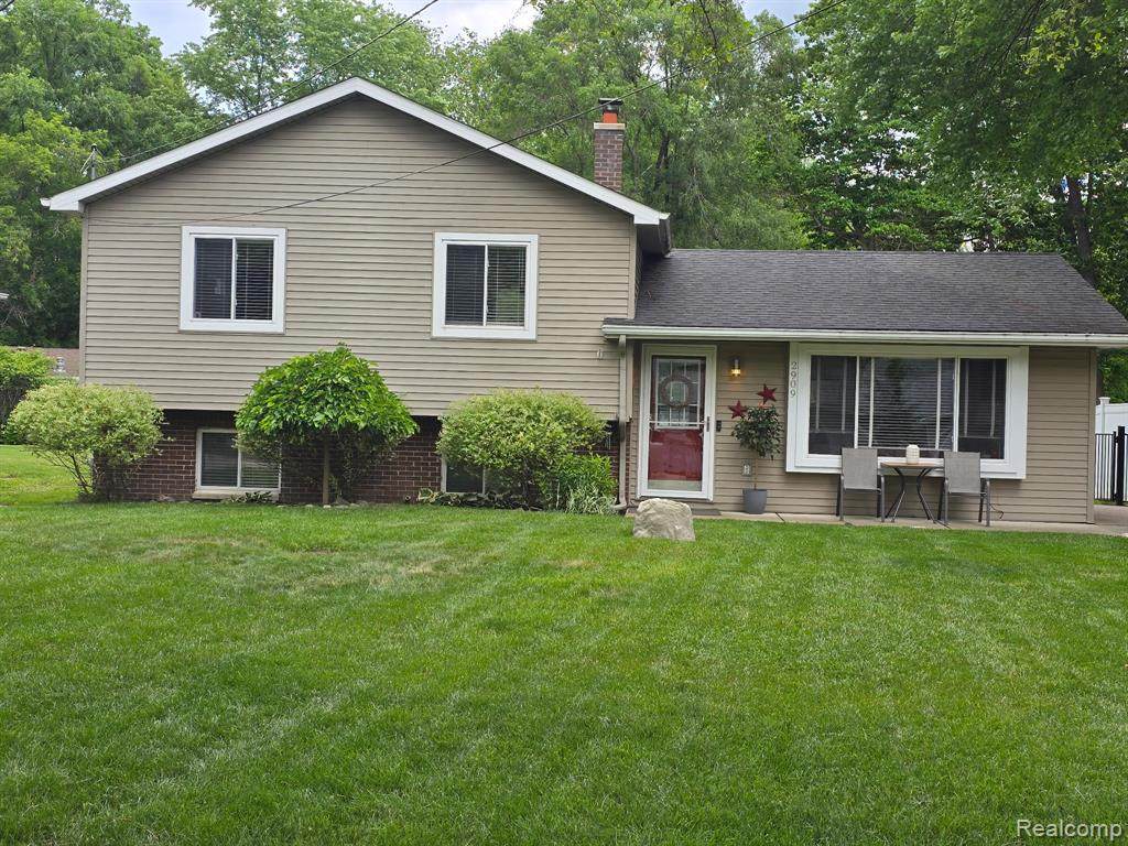 2909 Central - Photo 1