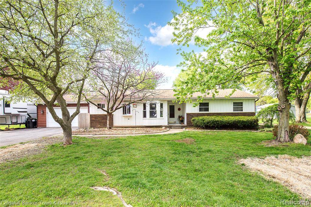 222 Bain - Photo 1
