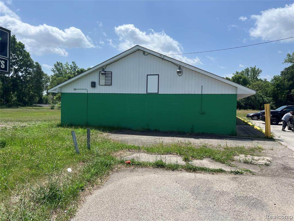 1530 Michigan - Photo 1
