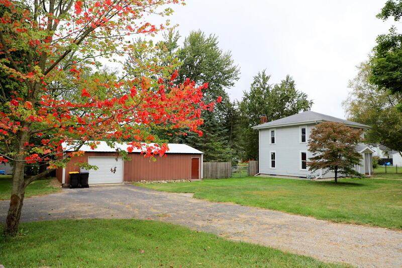 311 Teal Drive - Photo 1