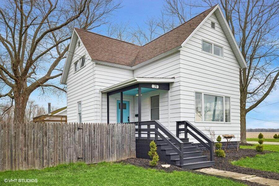 211 Beech Street - Photo 1