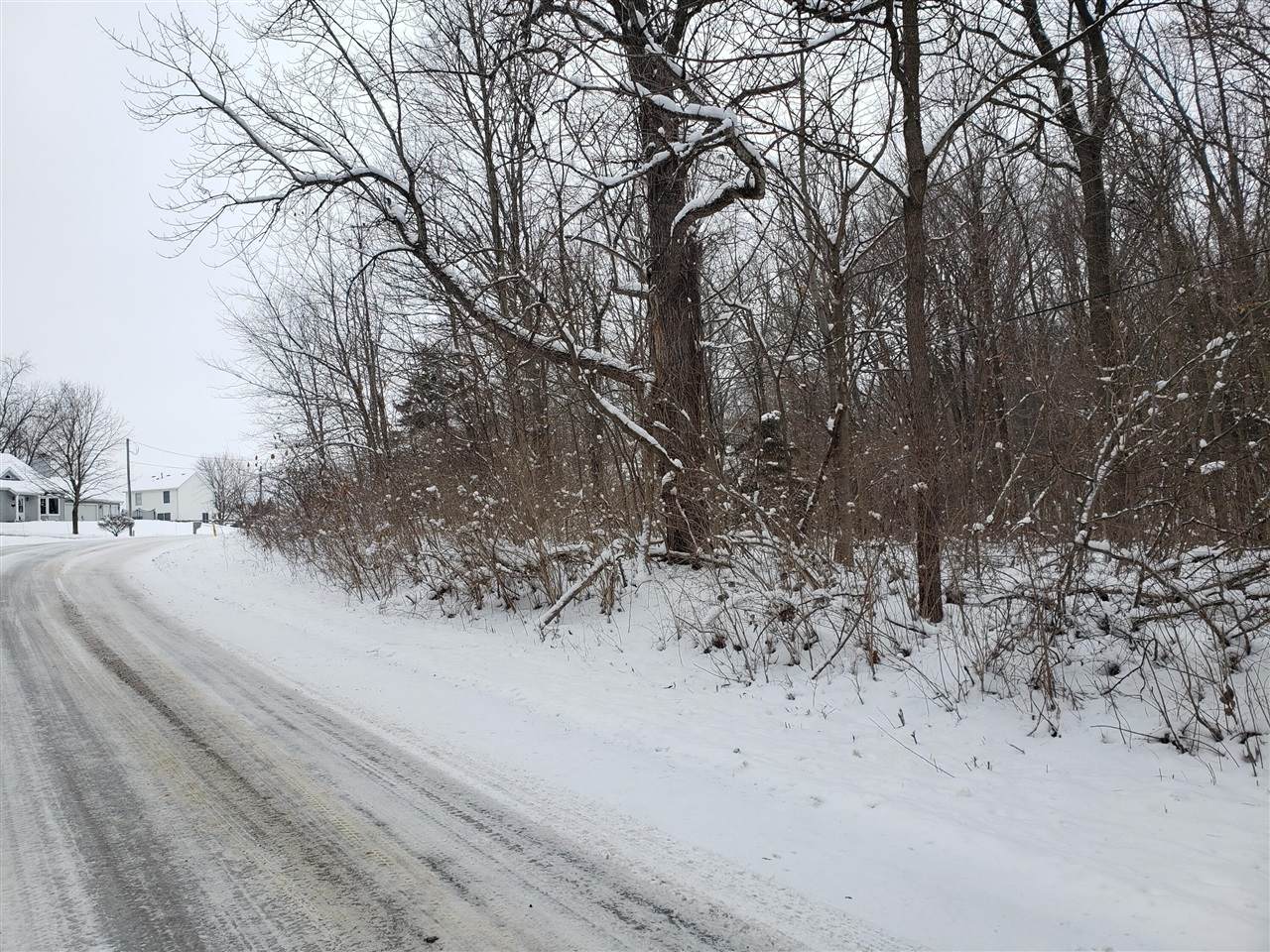 1899 Riverside Road - Photo 1