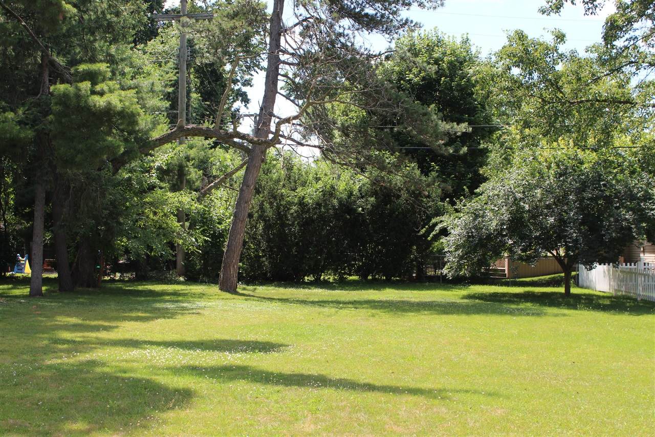 0 Lee - Photo 1