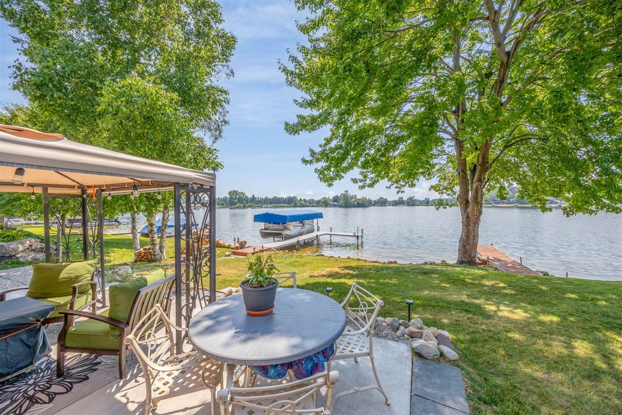 7663 Bay Meadow - Photo 1