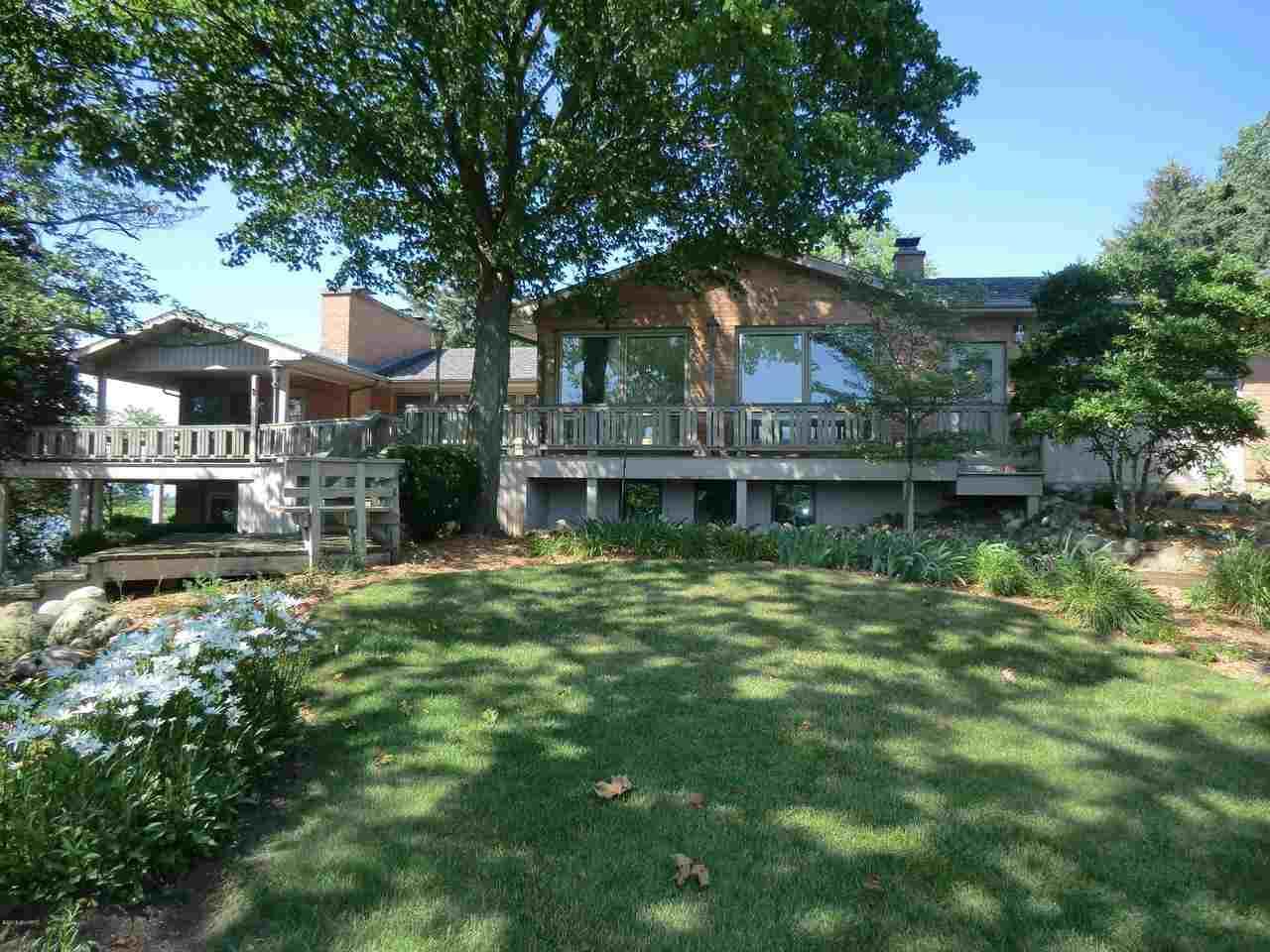 628 Stoney Point Dr - Photo 1