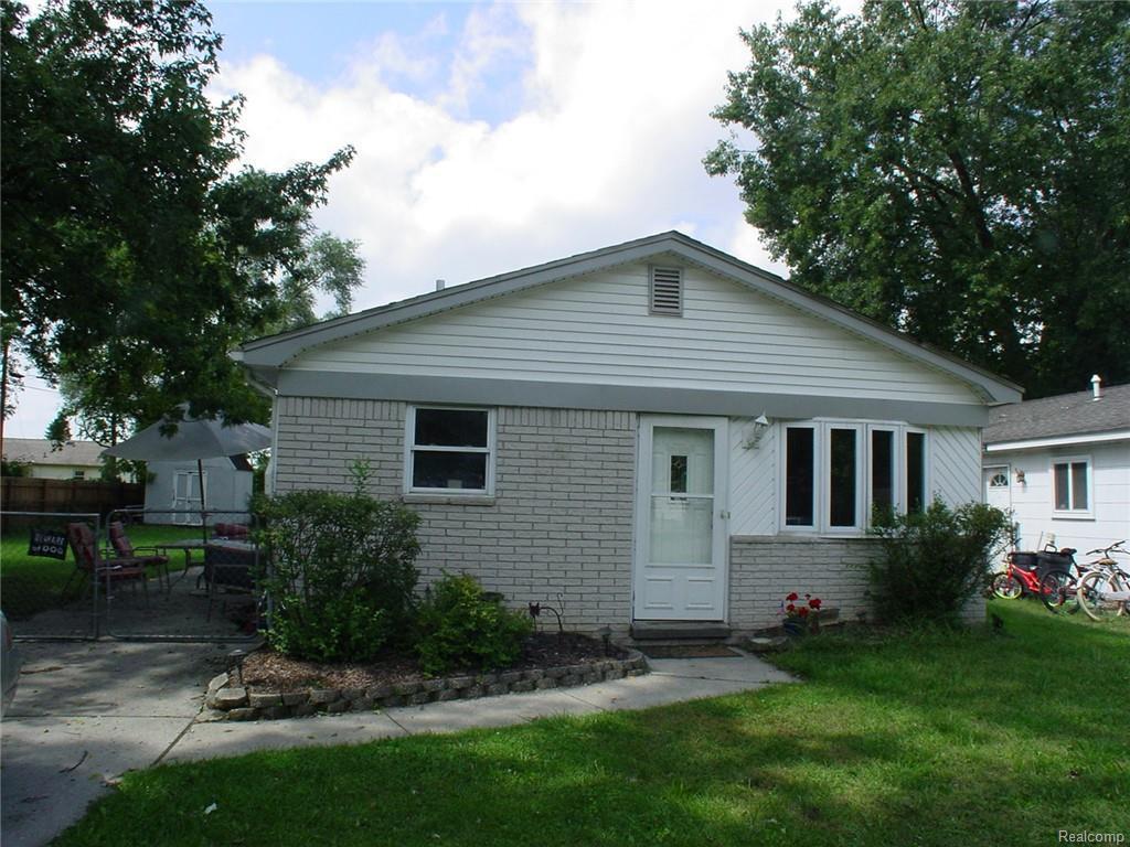 5807 Berry St - Photo 1
